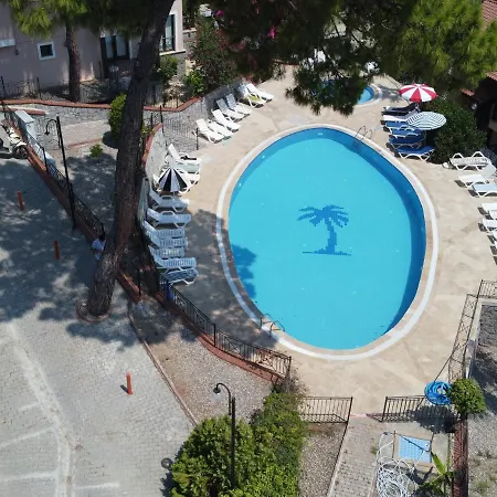 Only Blue Terrace Life Apartman *